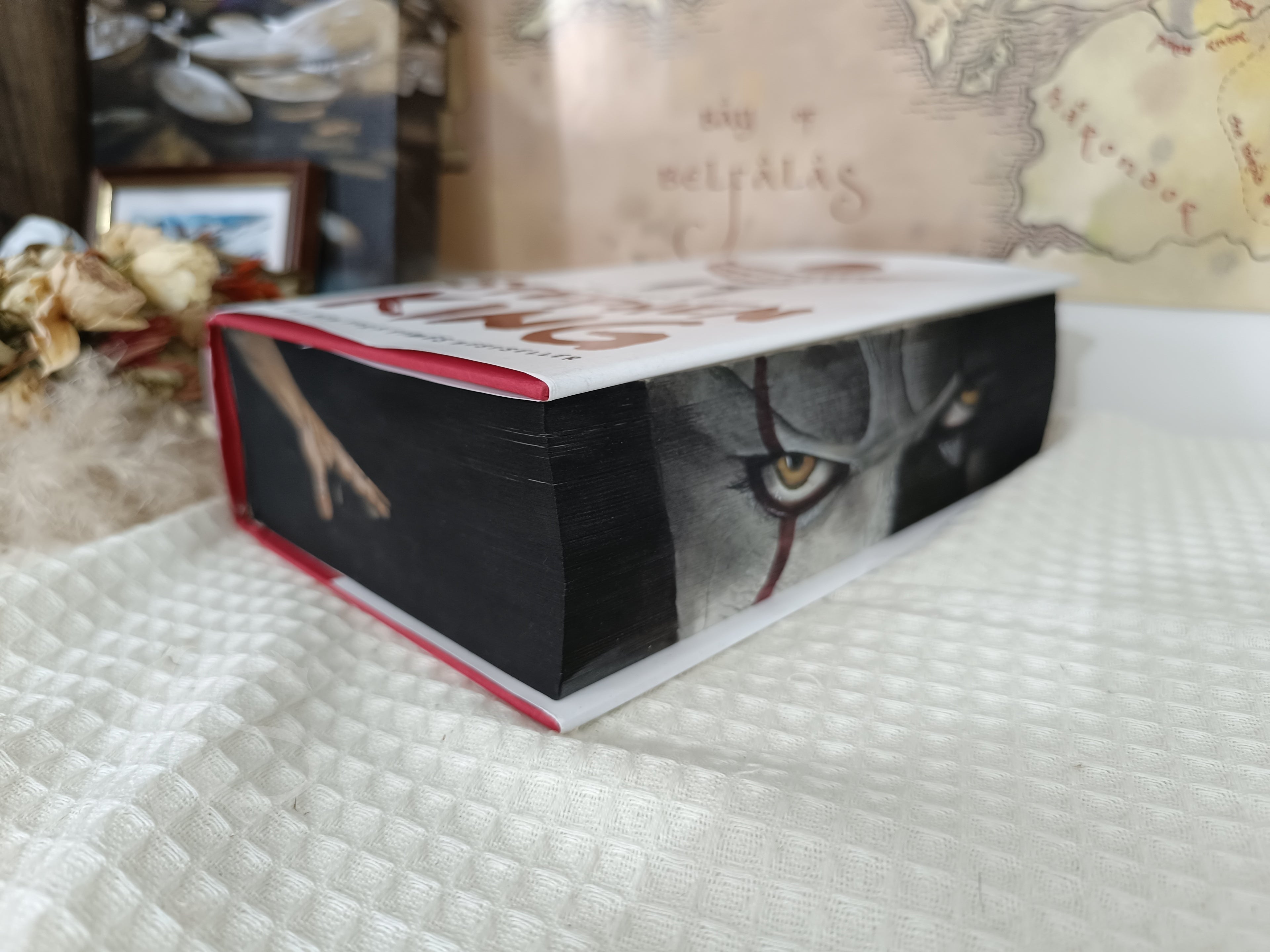 "You Lied and I Died" | "It" Fore-edge painting | Simon & Schuster Edition Anglaise 2017