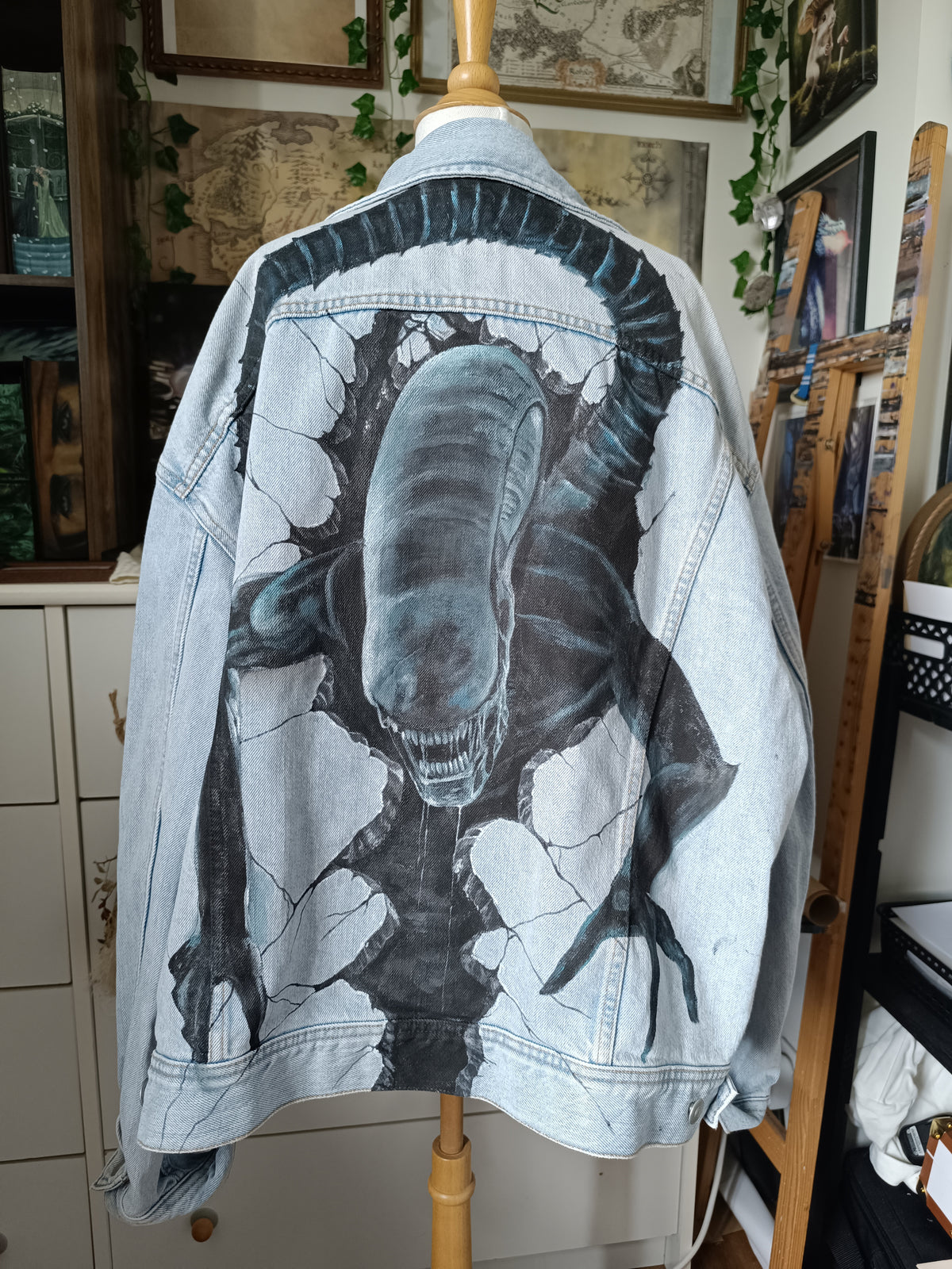 Veste en jean peinte à la main | Xénomorphe Alien 👽