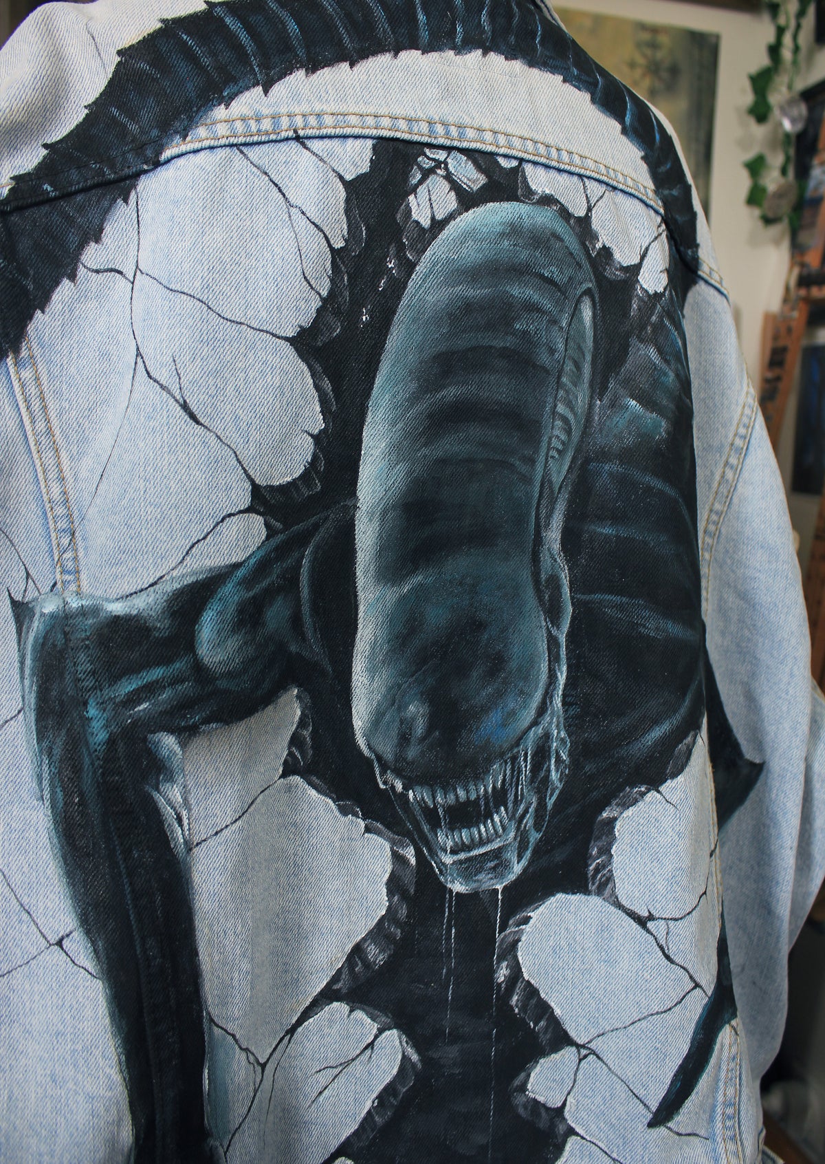 Veste en jean peinte à la main | Xénomorphe Alien 👽