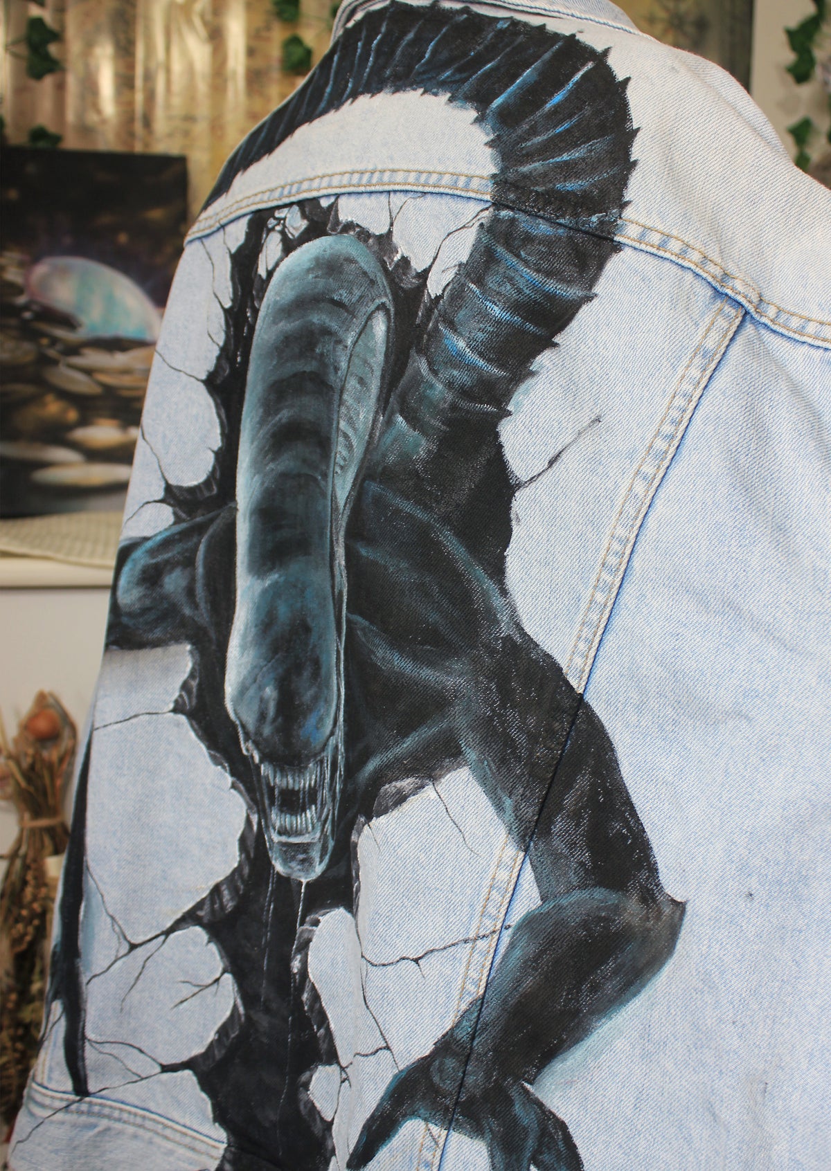 Veste en jean peinte à la main | Xénomorphe Alien 👽